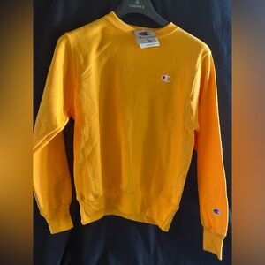 Champion Sweatshirt. Mustard Yellow, size small. New with Tags.